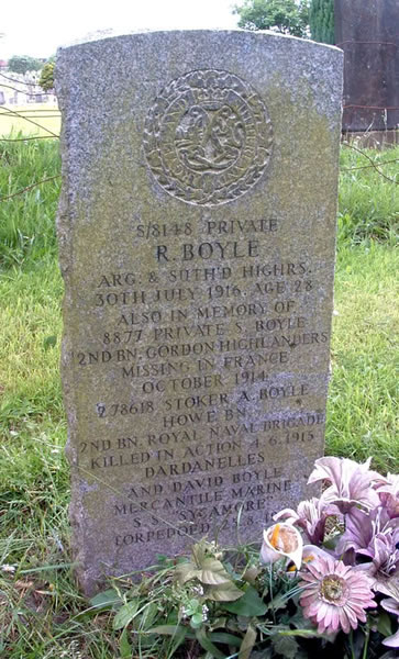 The Boyle headstone, Glasgow Lambhill Cemetery © The Scottish War Graves Project